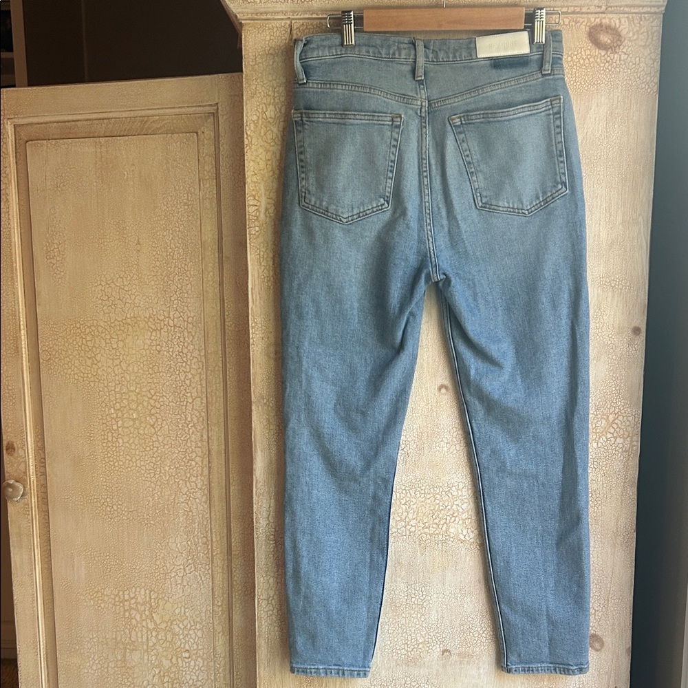 Re/Done 90’s High Rise Ankle Crop Jeans - Picture 7 of 8